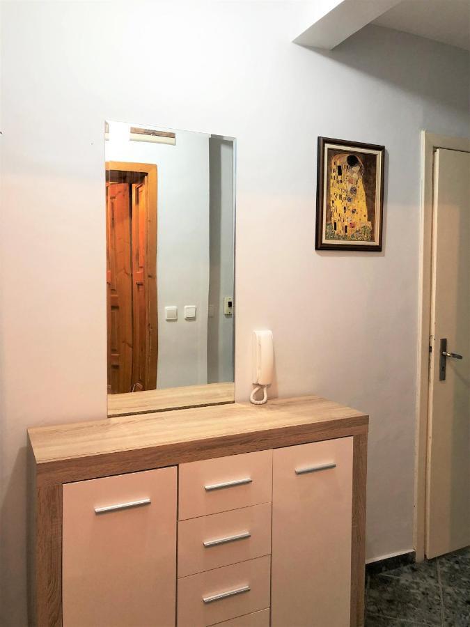 Central Apartment Sunshine Warna Exterior foto